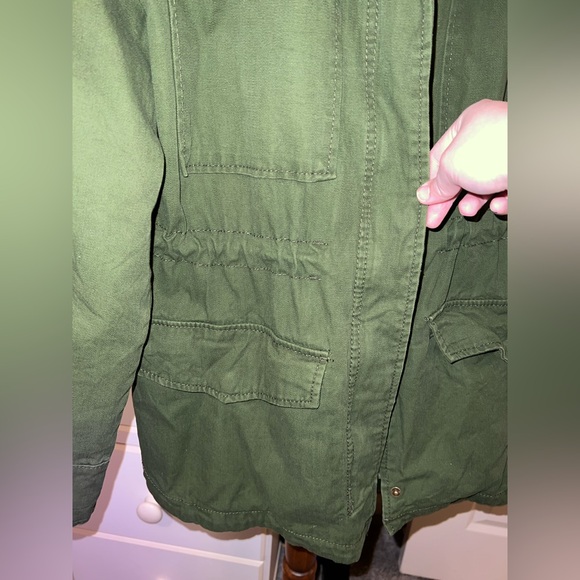 Universal Thread Utility Jacket - Picture 4 of 12